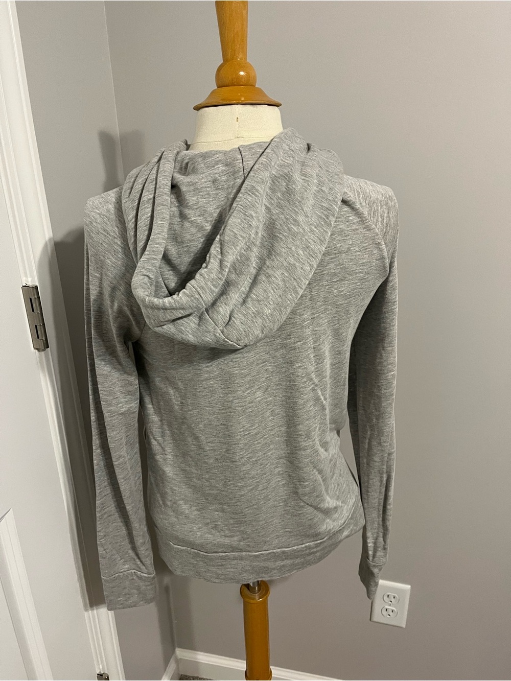 Generation Love Light Gray Hooded Sweater with Shoulder Buttons Sz XS EUC - Picture 2 of 7